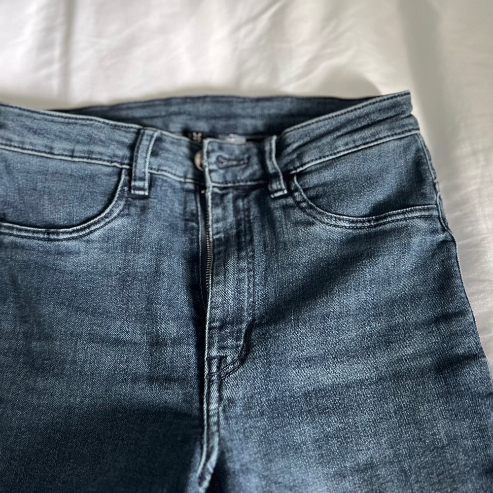 H&M size 4 dark wash jeans